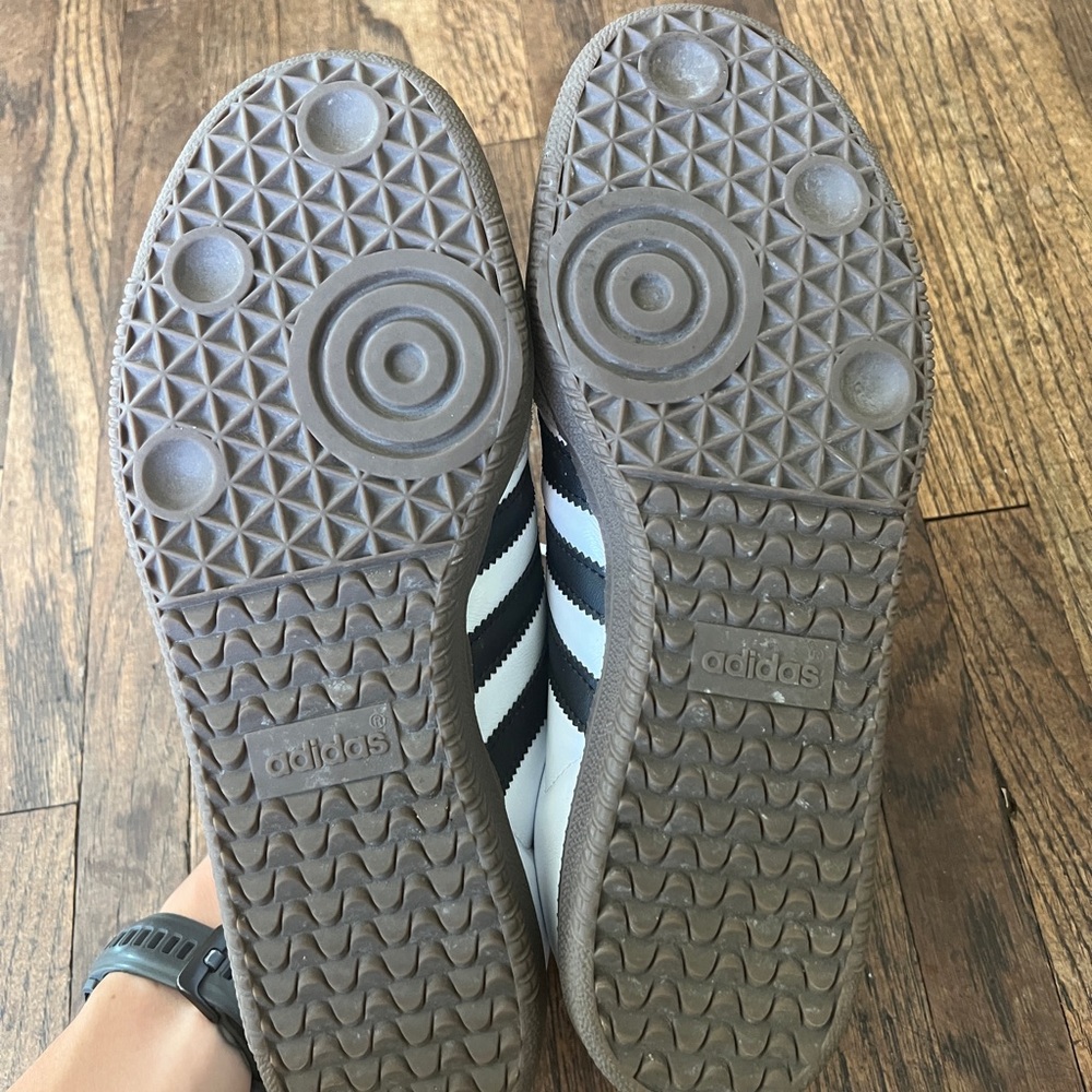 Adidas Samba White And Black Men's Shoes View 4